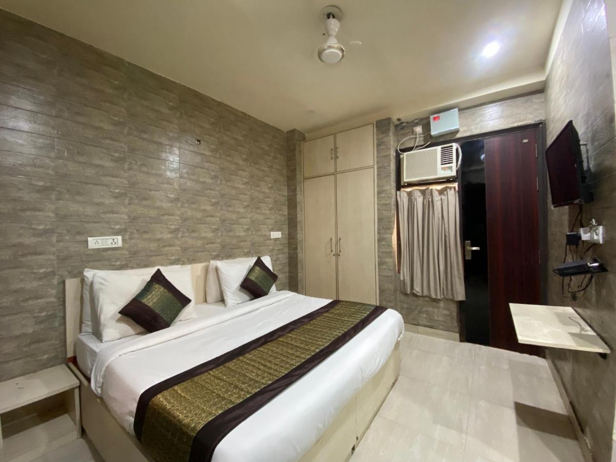 ניו דלהי Hotel Red Chilly מראה חיצוני תמונה