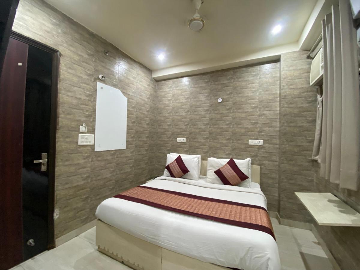ניו דלהי Hotel Red Chilly מראה חיצוני תמונה