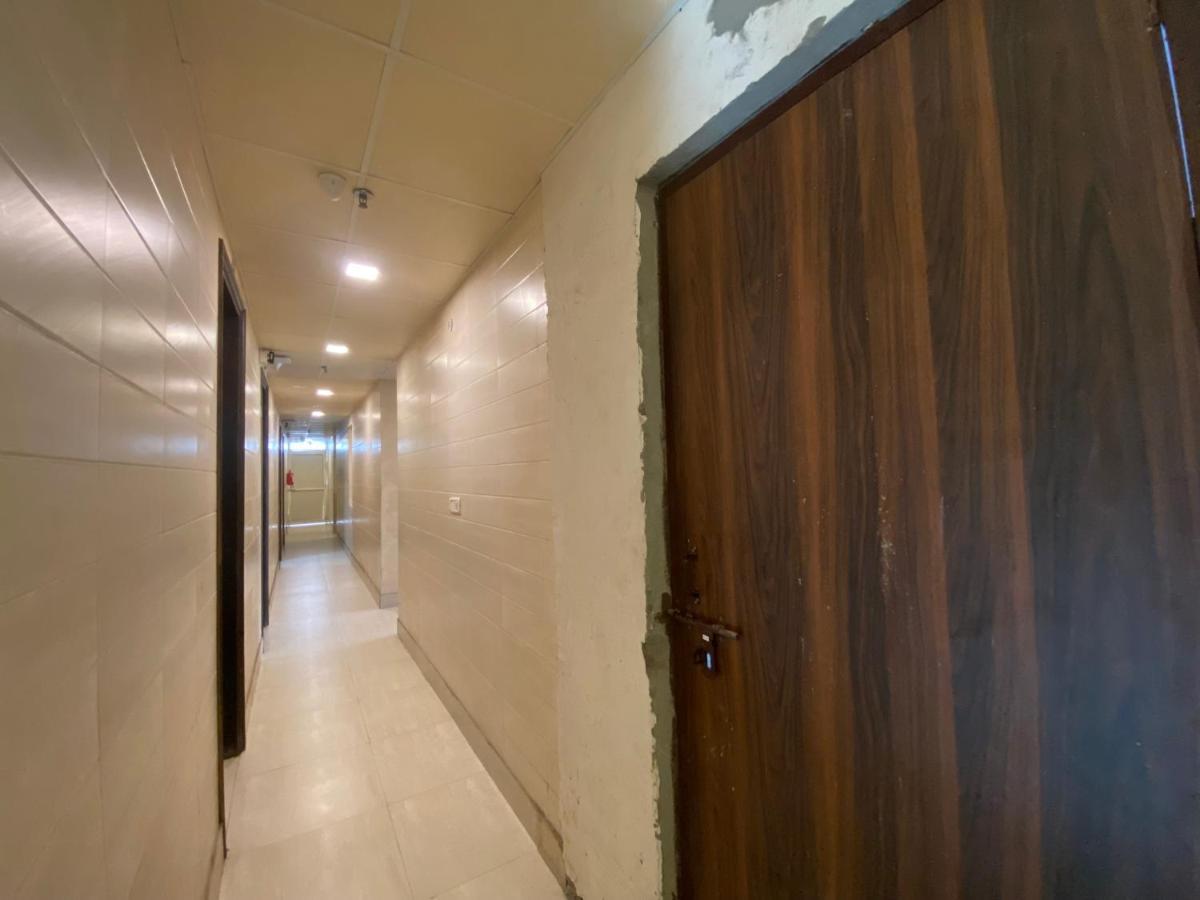 ניו דלהי Hotel Red Chilly מראה חיצוני תמונה